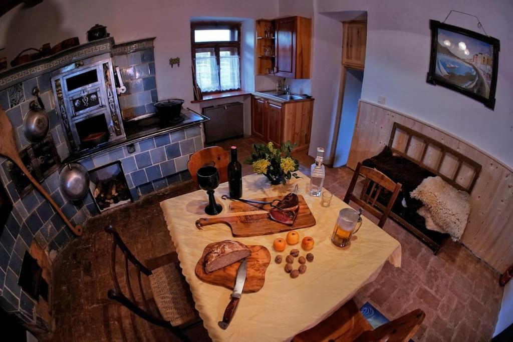 Stilvolles Landhaus Im Dreilaendereck Felsoszolnok Экстерьер фото