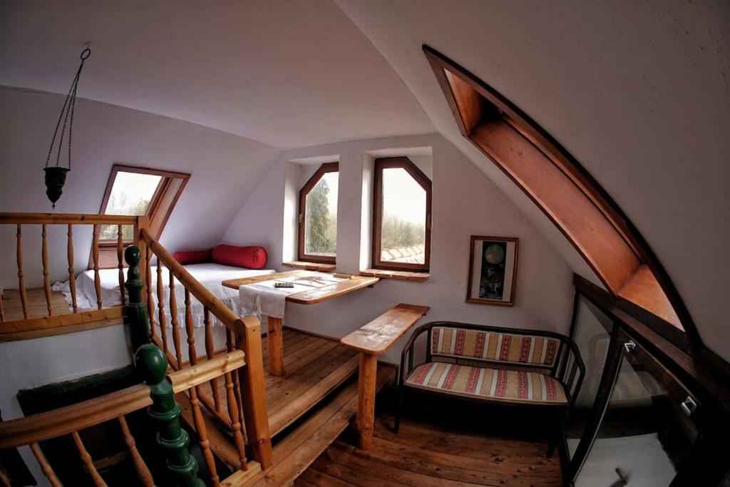 Stilvolles Landhaus Im Dreilaendereck Felsoszolnok Экстерьер фото